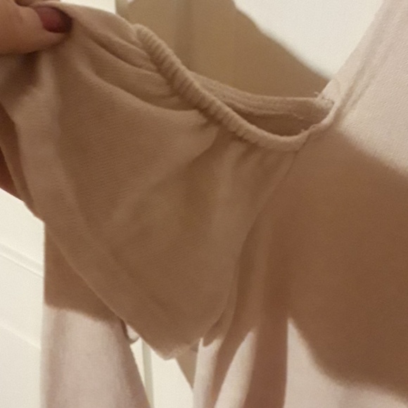 Cute light pink size medium top - Picture 3 of 4